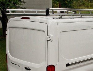 Accesories-racks-commercial-van-aluminum-mounted
